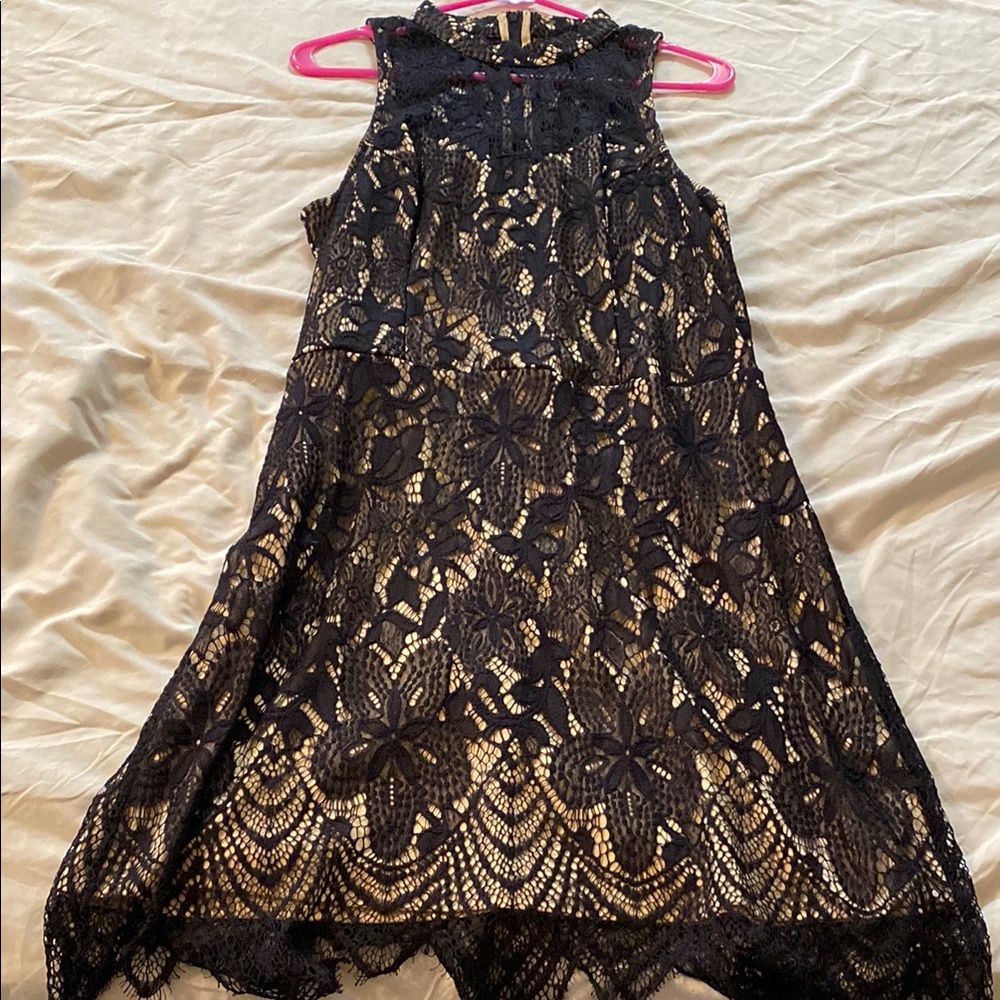 Xhilaration Black and Beige Floral Lace Asymmetrical Dress